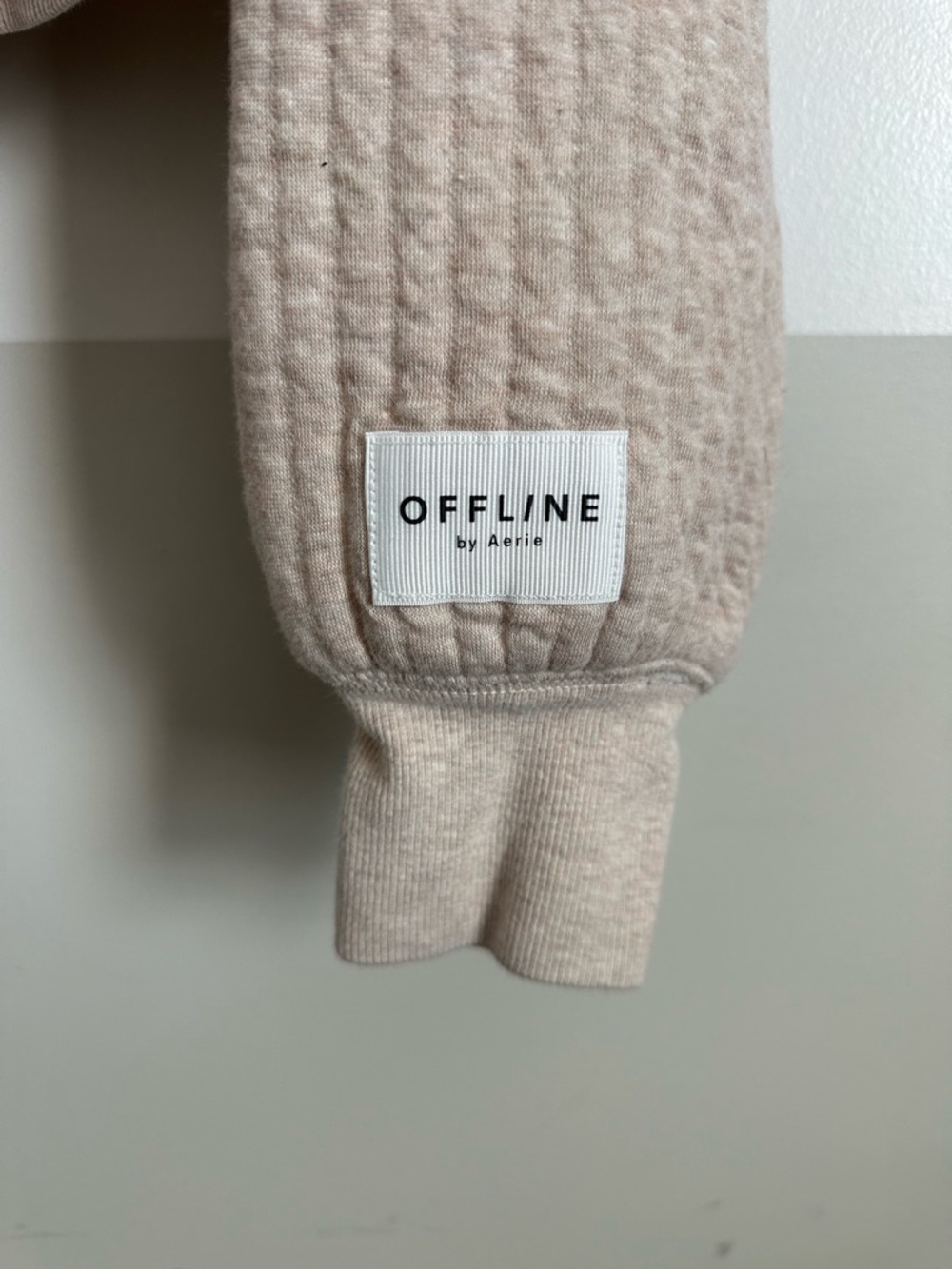 Aerie Offline Coffee Run Cropped Hoodie in Heather Fawn Tan Small - Picture 3 of 4